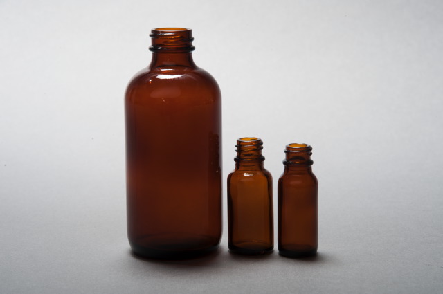 https://www.packageall.com/assets/media/products/Amber_Boston_Round_Glass_Bottle.jpg